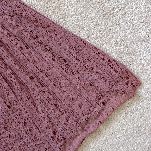 American Eagle Lace Dress - Picture 2 of 10